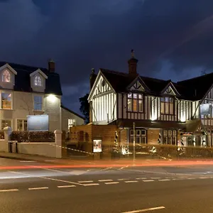 5* Guest house Linden House Stansted